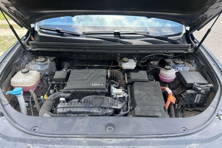 Used BYD Song Pro New Energy 2023 Champion Edition DM-i 110KM Excellence Model Engine Bay
