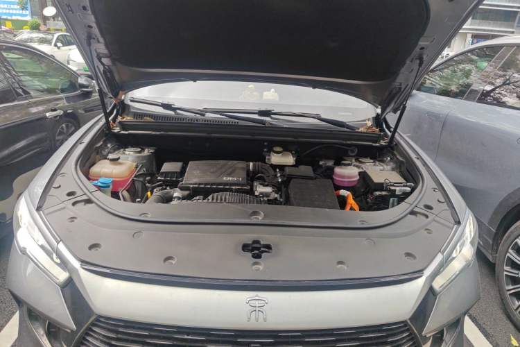 Used BYD Song Pro New Energy 2023 Champion Edition DM-i 71KM Leading Model Engine Bay