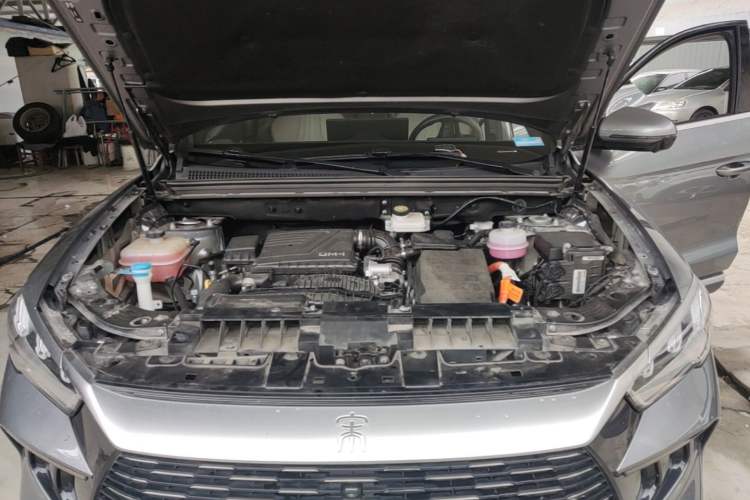 Used BYD Song Pro New Energy 2023 Champion Edition DM-i 110KM Excellence Model Engine Bay