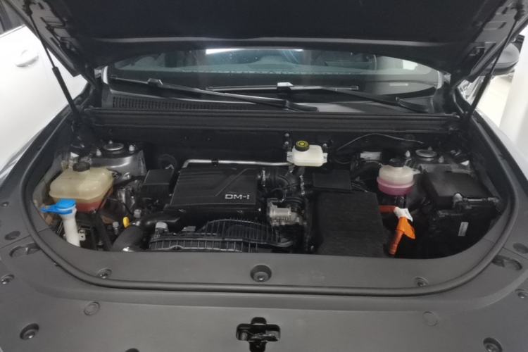 Used BYD Song Pro New Energy 2023 Champion Edition DM-i 110KM Excellence Model Engine Bay