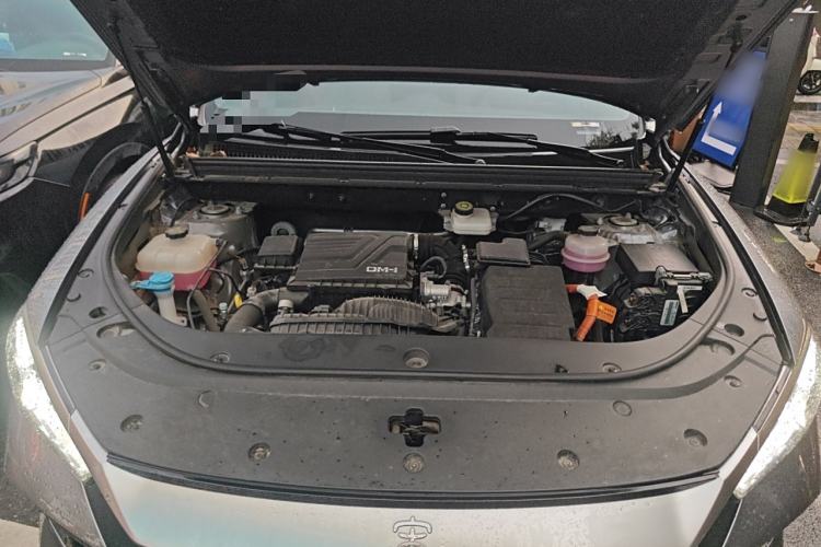 Used BYD Song Pro New Energy 2023 Champion Edition DM-i 71KM Leading Model Engine Bay