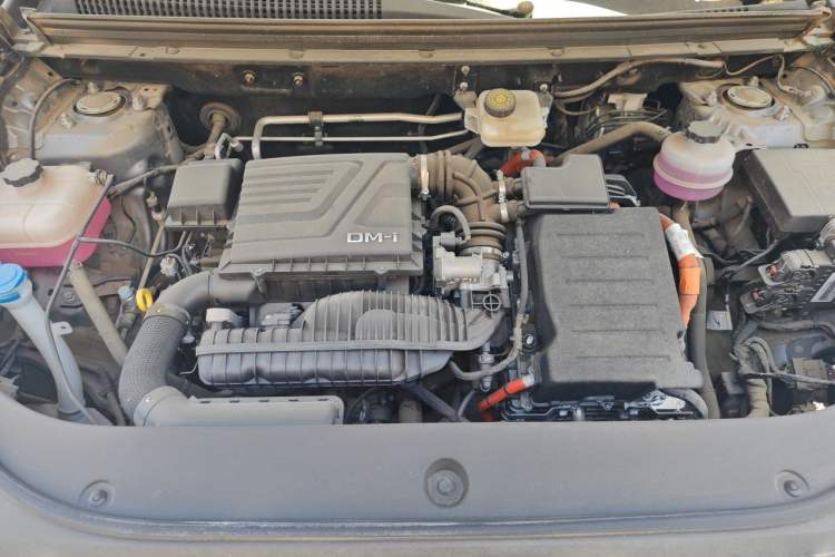 Used BYD Song Pro New Energy 2023 Champion Edition DM-i 110KM Excellence Model Engine Bay