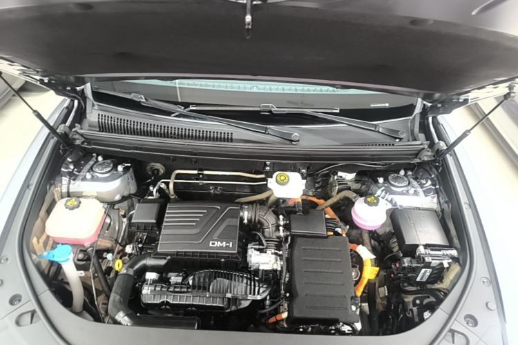 Used BYD Song Pro New Energy 2023 Champion Edition DM-i 71KM Beyond Model Engine Bay