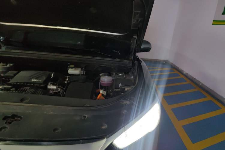 Used BYD Song Pro New Energy 2023 Champion Edition DM-i 110KM Beyond Model Engine Bay Left