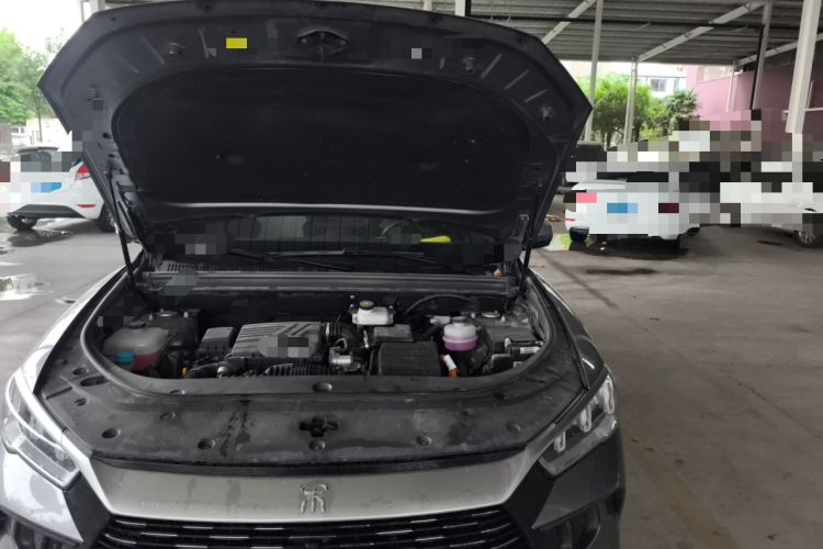 Used BYD Song Pro New Energy 2023 Champion Edition DM-i 71KM Navigation Model Engine Bay Left