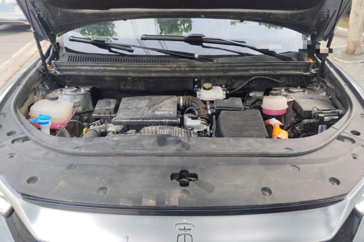 Used BYD Song Pro New Energy 2023 Champion Edition DM-i 110KM Excellence Model Engine Bay
