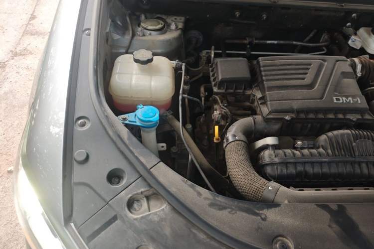 Used BYD Song Pro New Energy 2023 Champion Edition DM-i 110KM Excellence Model Engine Bay Right