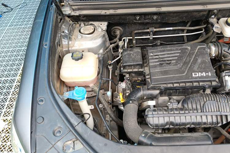 Used BYD Song Pro New Energy 2023 Champion Edition DM-i 110KM Excellence Model Engine Bay Right