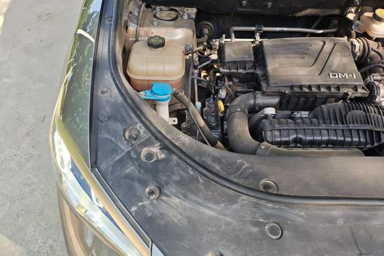 Used BYD Song Pro New Energy 2023 Champion Edition DM-i 71KM Beyond Model Engine Bay Right