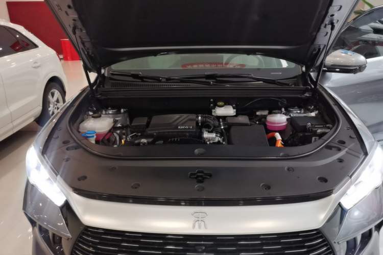 Used BYD Song Pro New Energy 2023 Champion Edition DM-i 110KM Excellence Model Engine Bay