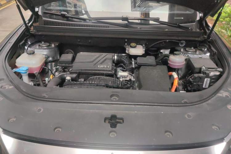 Used BYD Song Pro New Energy 2023 Champion Edition DM-i 110KM Excellence Model Engine Bay