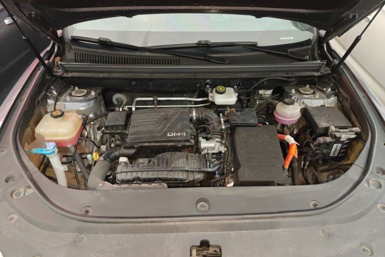Used BYD Song Pro New Energy 2023 Champion Edition DM-i 71KM Leading Model Engine Bay