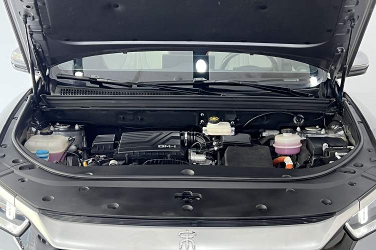 Used BYD Song Pro New Energy 2023 Champion Edition DM-i 110KM Beyond Model Engine Bay