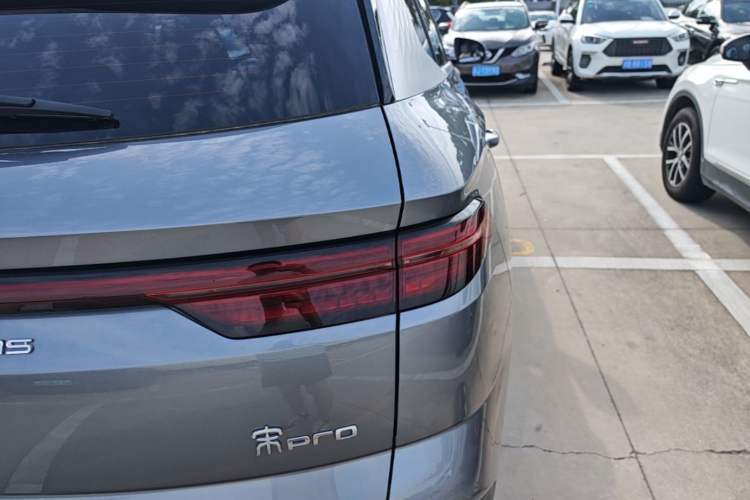 Used BYD Song Pro New Energy 2023 Champion Edition DM-i 71KM Leading Model Exterior 3