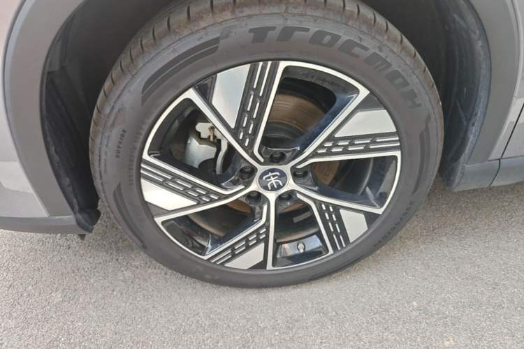 Used BYD Song Pro New Energy 2023 Champion Edition DM-i 110KM Excellence Model Exterior 4