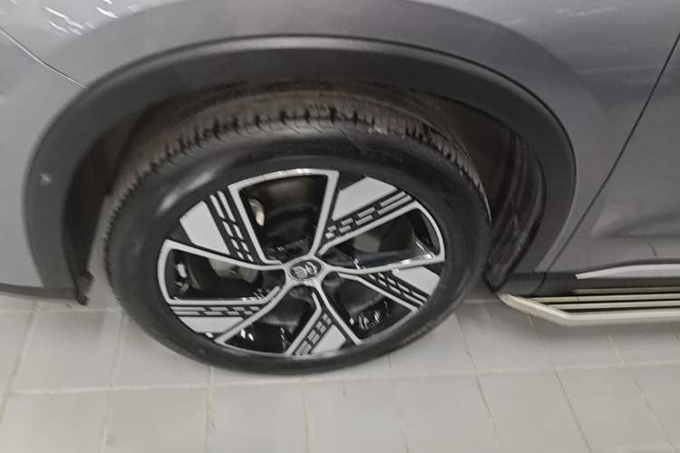 Used BYD Song Pro New Energy 2023 Champion Edition DM-i 110KM Excellence Model Exterior 4