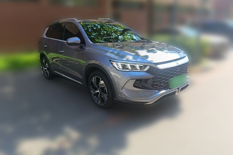 Used BYD Song Pro New Energy 2023 Champion Edition DM-i 110KM Excellence Model Front Right 45 Deg