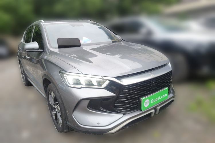 Used BYD Song Pro New Energy 2023 Champion Edition DM-i 110KM Excellence Model Front Right 45 Deg