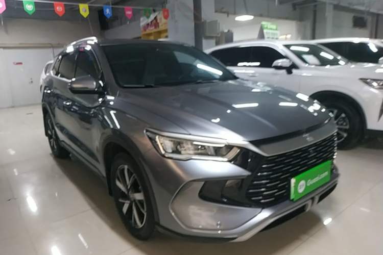 Used BYD Song Pro New Energy 2023 Champion Edition DM-i 110KM Beyond Model Front Right 45 Deg