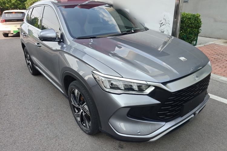 Used BYD Song Pro New Energy 2023 Champion Edition DM-i 110KM Excellence Model Front Right 45 Deg