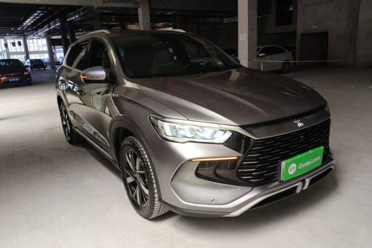 Used BYD Song Pro New Energy 2023 Champion Edition DM-i 71KM Navigation Model Front Right 45 Deg