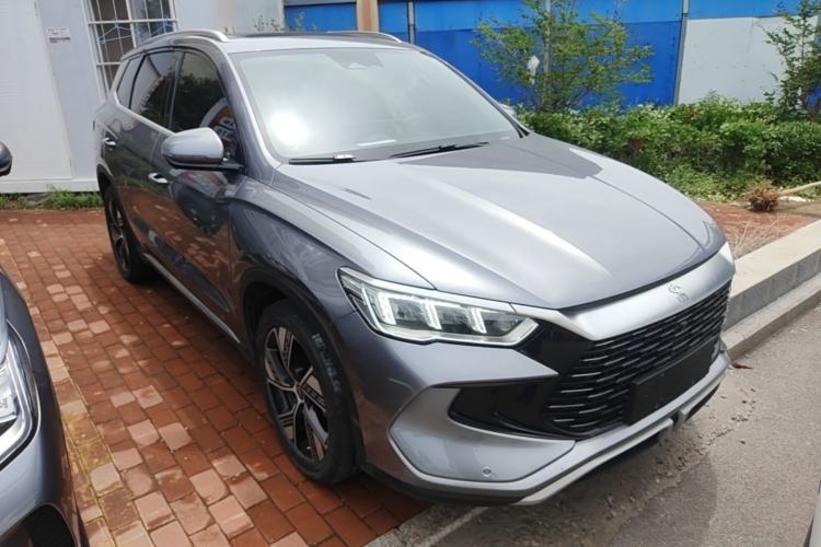 Used BYD Song Pro New Energy 2023 Champion Edition DM-i 110KM Excellence Model Front Right 45 Deg