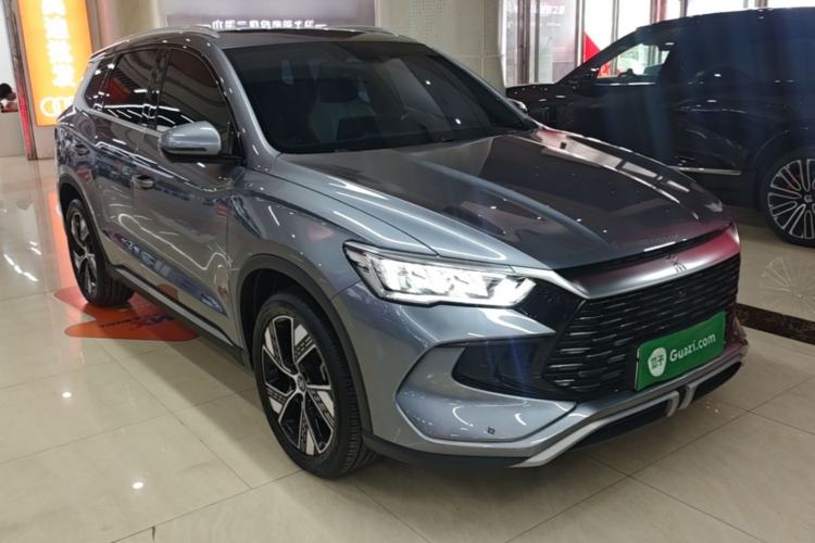 Used BYD Song Pro New Energy 2023 Champion Edition DM-i 110KM Excellence Model Front Right 45 Deg