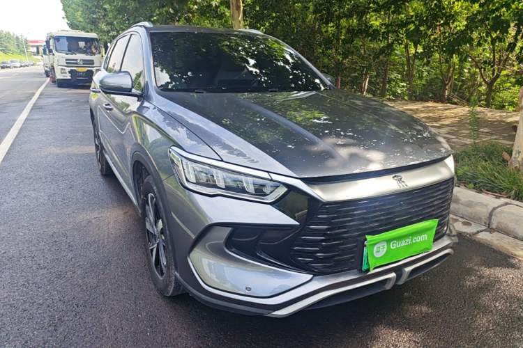 Used BYD Song Pro New Energy 2023 Champion Edition DM-i 71KM Beyond Model Front Right 45 Deg