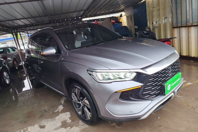 Used BYD Song Pro New Energy 2023 Champion Edition DM-i 110KM Excellence Model Front Right 45 Deg