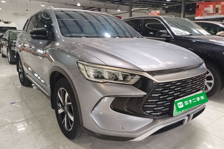 Used BYD Song Pro New Energy 2023 Champion Edition DM-i 71KM Leading Model Front Right 45 Deg