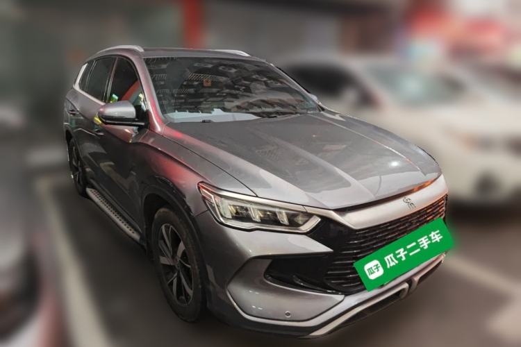Used BYD Song Pro New Energy 2023 Champion Edition DM-i 71KM Leading Model Front Right 45 Deg