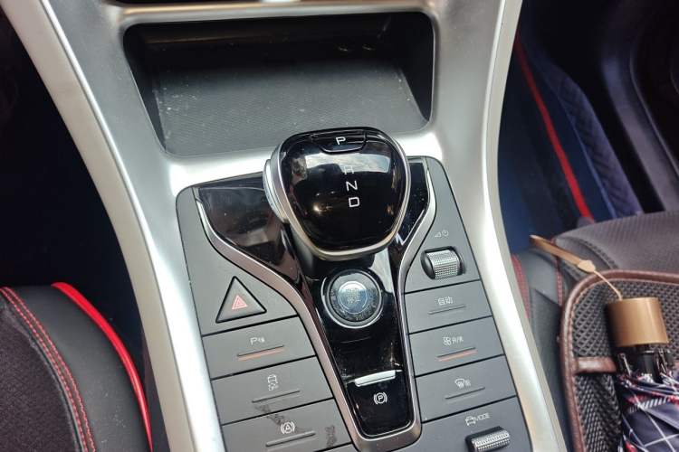 Used BYD Song Pro New Energy 2023 Champion Edition DM-i 110KM Beyond Model Gear Lever