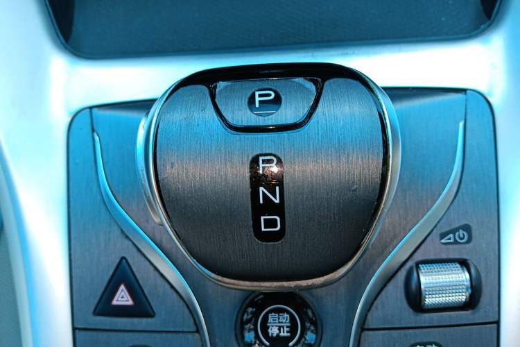 Used BYD Song Pro New Energy 2023 Champion Edition DM-i 110KM Excellence Model Gear Lever