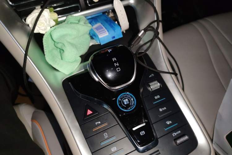 Used BYD Song Pro New Energy 2023 Champion Edition DM-i 110KM Beyond Model Gear Lever