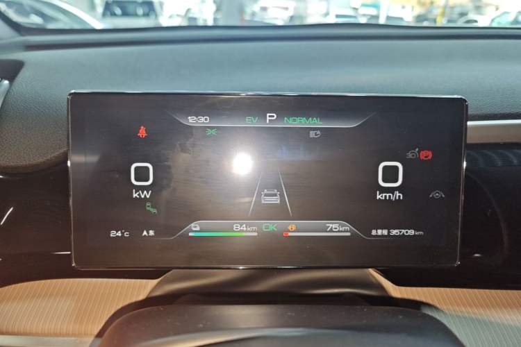 Used BYD Song Pro New Energy 2023 Champion Edition DM-i 110KM Excellence Model Instrument Cluster