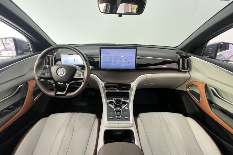 Used BYD Song Pro New Energy 2023 Champion Edition DM-i 110KM Beyond Model Interior 2