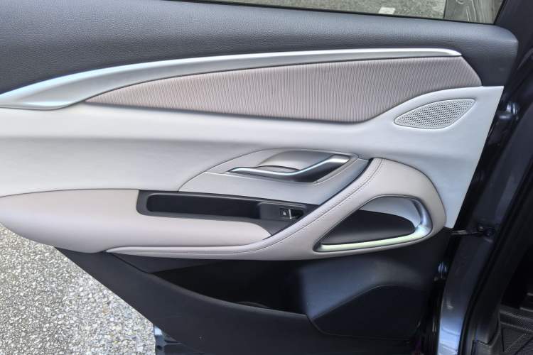Used BYD Song Pro New Energy 2023 Champion Edition DM-i 110KM Excellence Model Interior 8