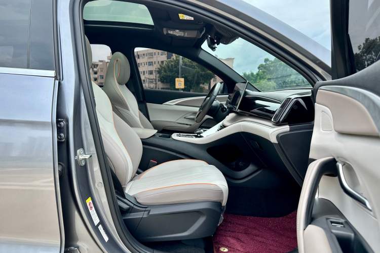 Used BYD Song Pro New Energy 2023 Champion Edition DM-i 110KM Beyond Model Interior 8