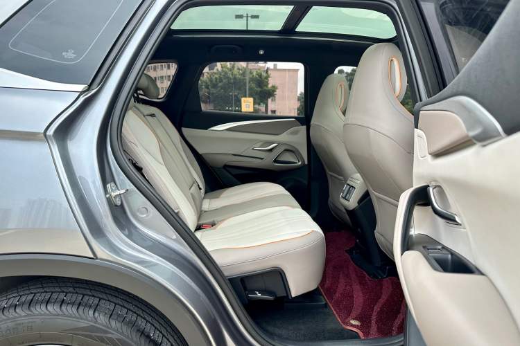 Used BYD Song Pro New Energy 2023 Champion Edition DM-i 110KM Beyond Model Interior 9