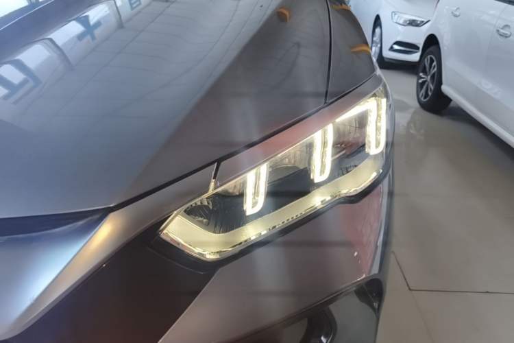 Used BYD Song Pro New Energy 2023 Champion Edition DM-i 110KM Excellence Model Left Front Headlight