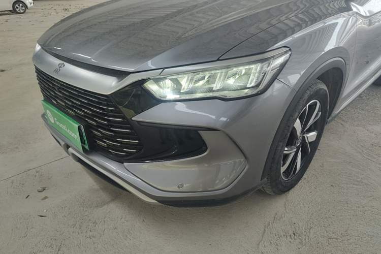 Used BYD Song Pro New Energy 2023 Champion Edition DM-i 110KM Beyond Model Left Front Headlight