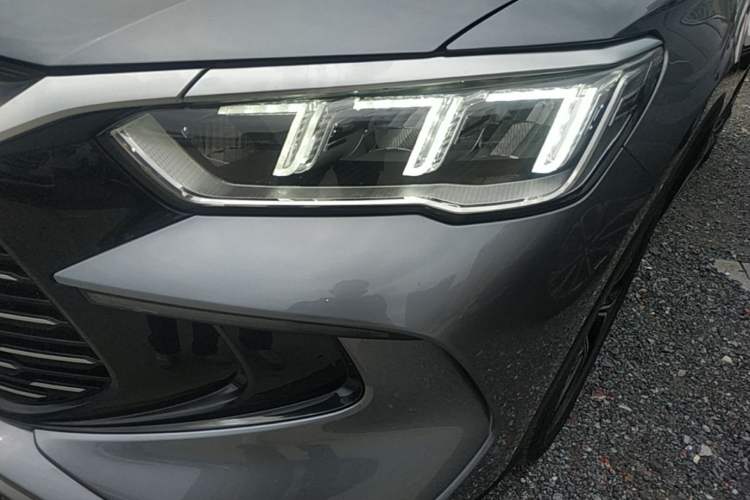 Used BYD Song Pro New Energy 2023 Champion Edition DM-i 110KM Excellence Model Left Front Headlight