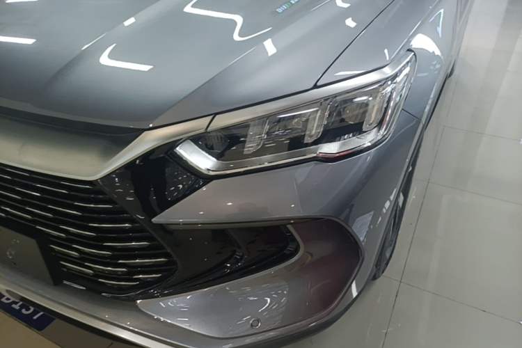 Used BYD Song Pro New Energy 2023 Champion Edition DM-i 71KM Leading Model Left Front Headlight