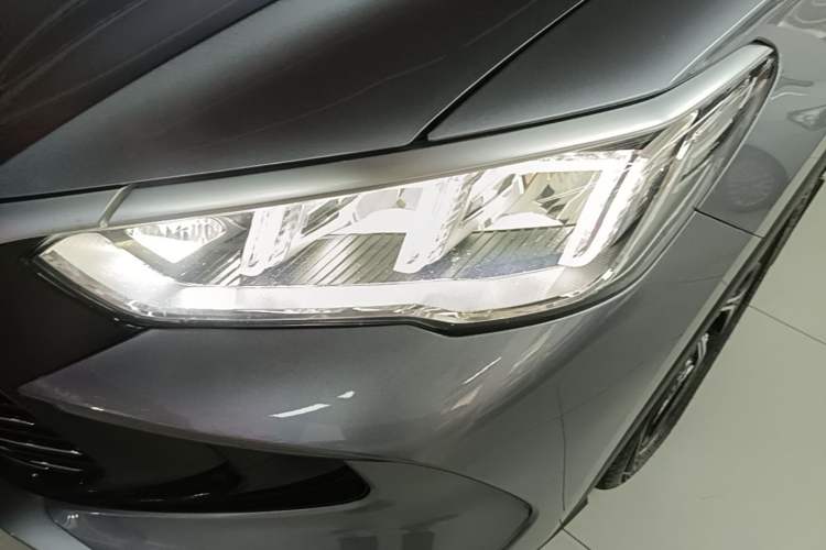 Used BYD Song Pro New Energy 2023 Champion Edition DM-i 110KM Excellence Model Left Front Headlight
