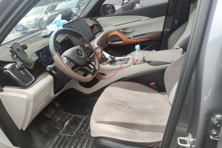 Used BYD Song Pro New Energy 2023 Champion Edition DM-i 110KM Excellence Model Left Front Seat
