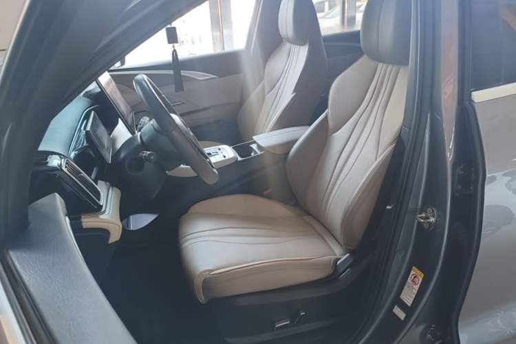 Used BYD Song Pro New Energy 2023 Champion Edition DM-i 110KM Excellence Model Left Front Seat