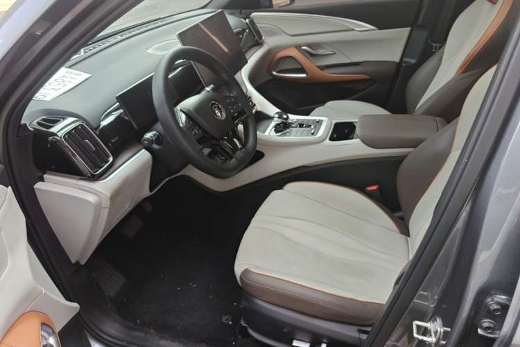 Used BYD Song Pro New Energy 2023 Champion Edition DM-i 110KM Excellence Model Left Front Seat