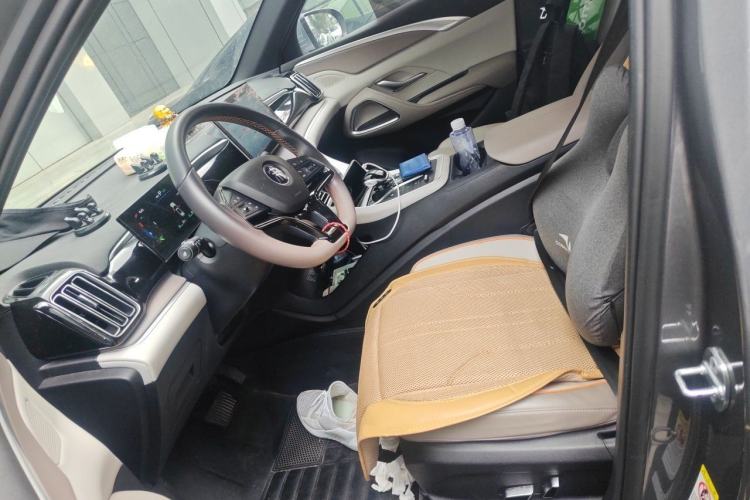 Used BYD Song Pro New Energy 2023 Champion Edition DM-i 71KM Leading Model Left Front Seat