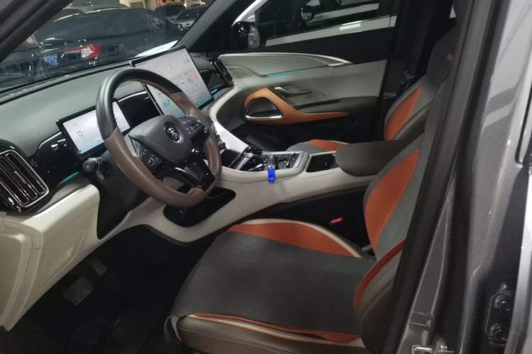Used BYD Song Pro New Energy 2023 Champion Edition DM-i 110KM Excellence Model Left Front Seat
