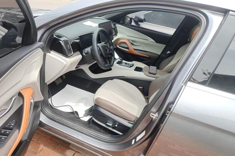 Used BYD Song Pro New Energy 2023 Champion Edition DM-i 110KM Excellence Model Left Front Seat